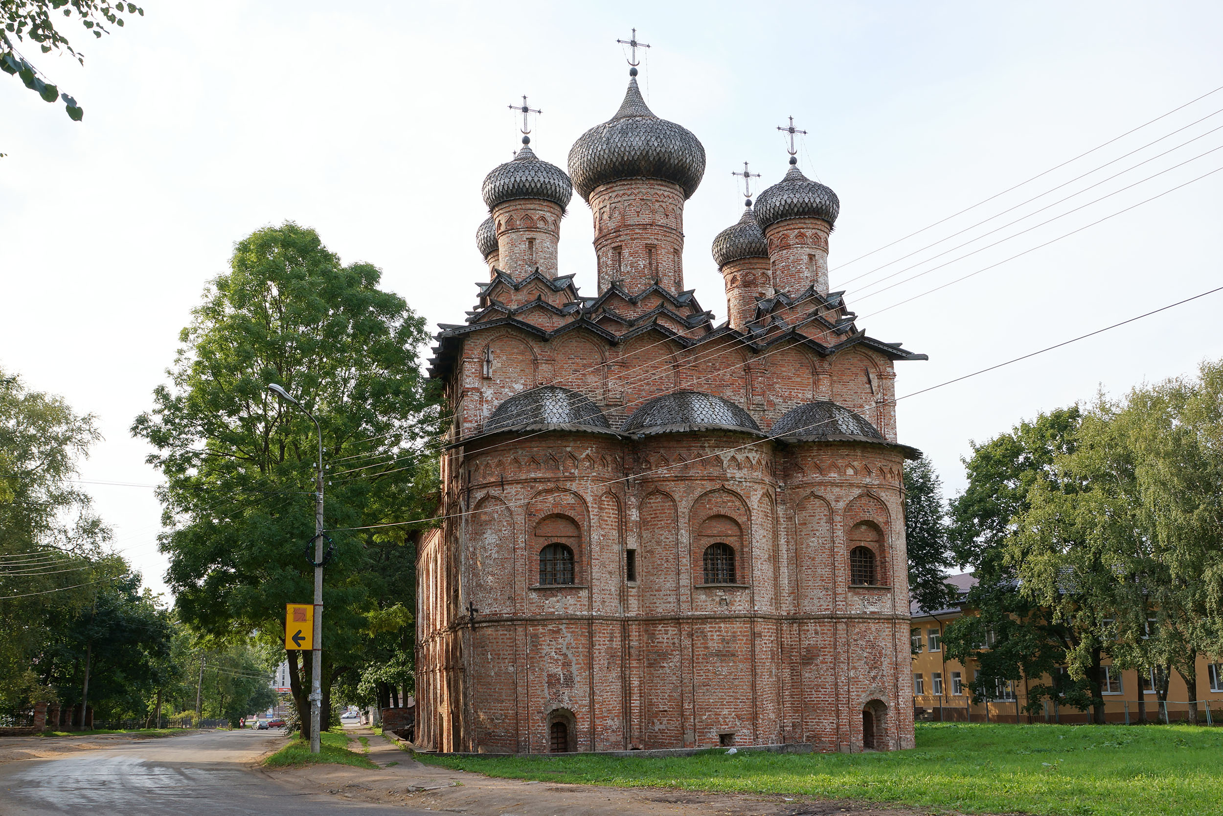 Церковь духов монастырь Великий Новгород